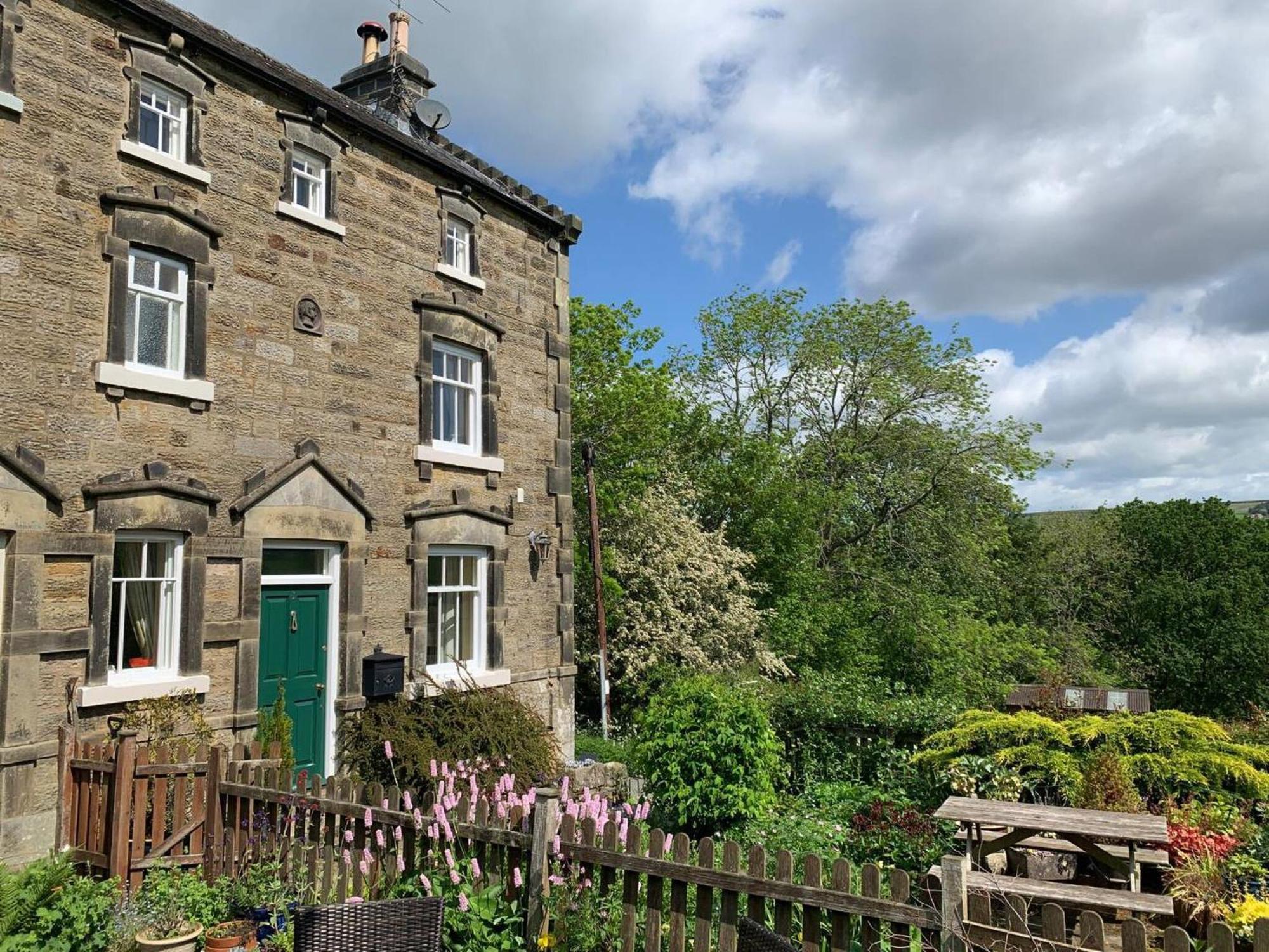 Primrose Villa Rosedale Abbey Exterior photo